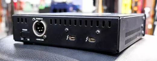 Universal Audio - UAD-2 Satellite Thunderbolt DSP Accelerator - OCTO 2